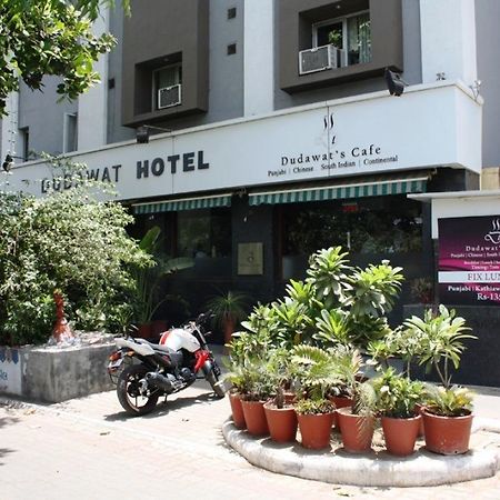 Hotel Dudawat Ahmedabad Eksteriør bilde