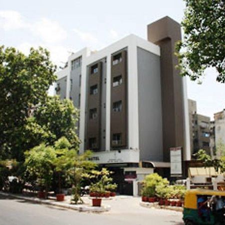 Hotel Dudawat Ahmedabad Eksteriør bilde