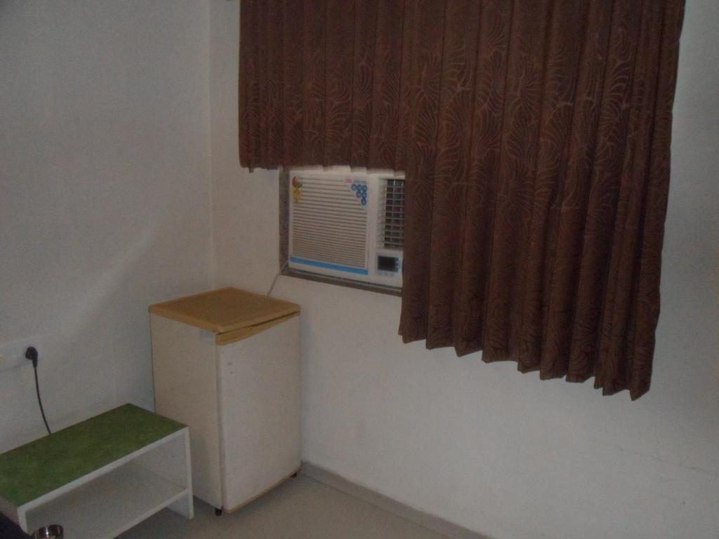 Hotel Dudawat Ahmedabad Rom bilde